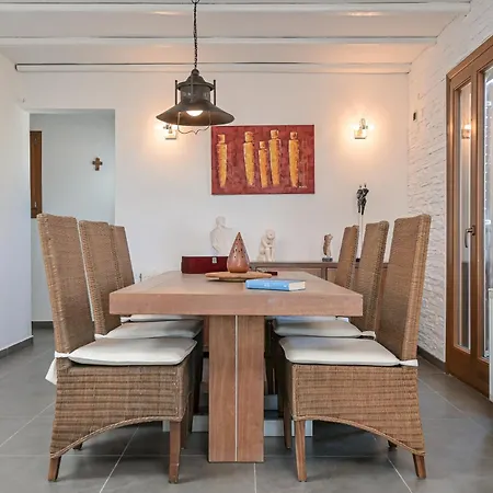 4 Bedroom Valerie With Private Swimming Pool Villa