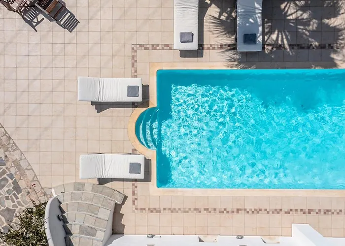 Villa 4 Bedroom Valerie With Private Swimming Pool *