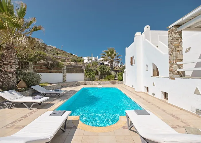 4 Bedroom Valerie With Private Swimming Pool *