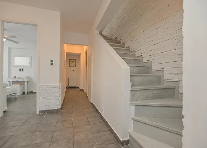 4 Bedroom Valerie With Private Swimming Pool * Sztelída