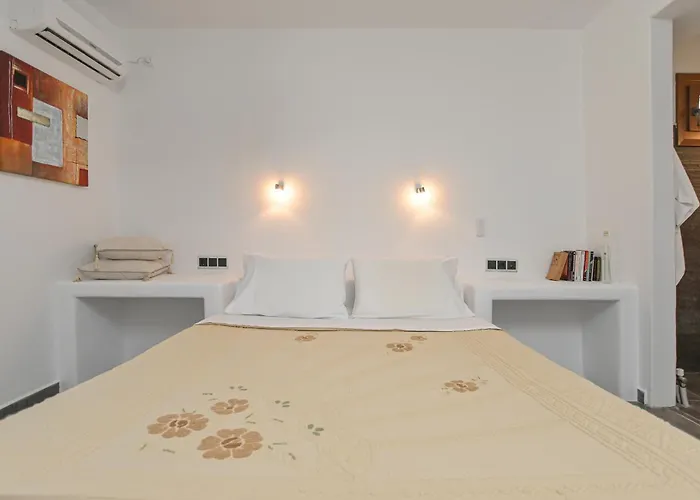 Villa 4 Bedroom Valerie With Private Swimming Pool *