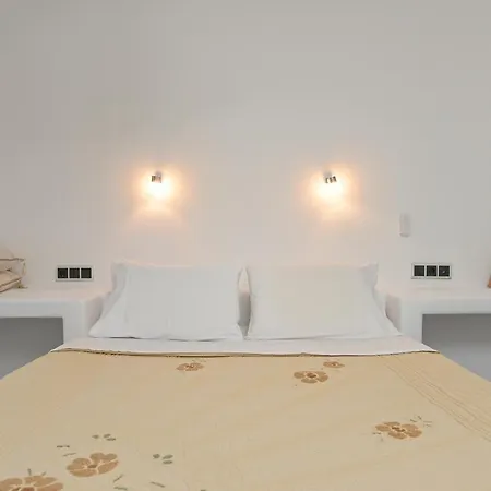 4 Bedroom Valerie With Private Swimming Pool Vila Stelida (Naxos)