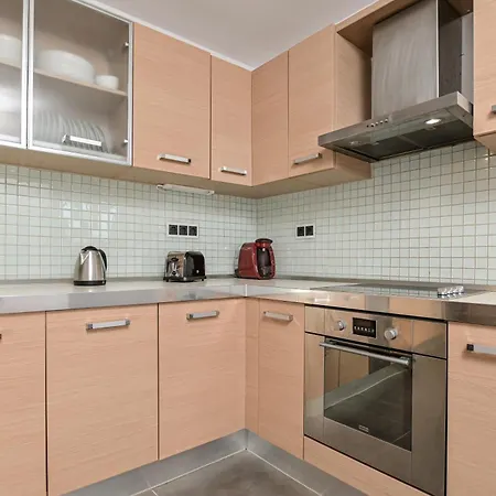 Vila 4 Bedroom Valerie With Private Swimming Pool *