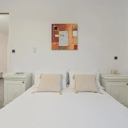 4 Bedroom Valerie With Private Swimming Pool