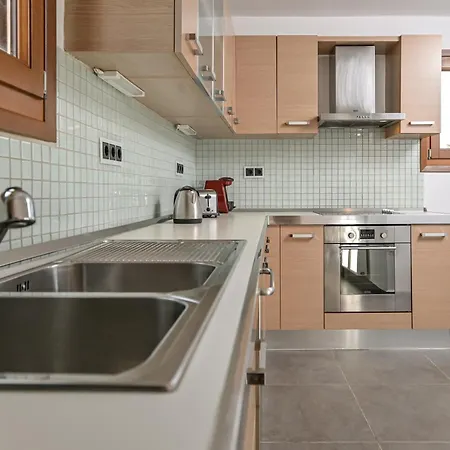 Vila 4 Bedroom Valerie With Private Swimming Pool