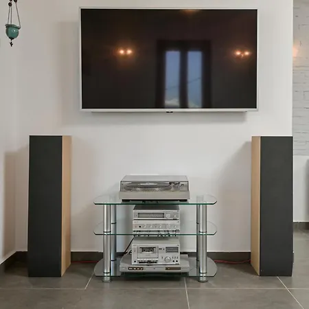 4 Bedroom Valerie With Private Swimming Pool *