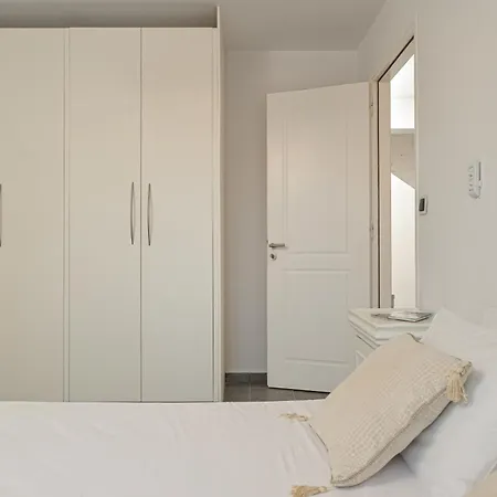 4 Bedroom Valerie With Private Swimming Pool Vila Stelida (Naxos)