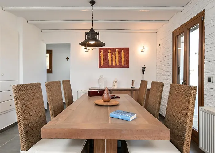 Βίλα 4 Bedroom Valerie With Private Swimming Pool *