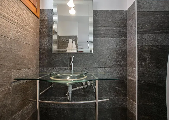 4 Bedroom Valerie With Private Swimming Pool Βίλα Στελίδα