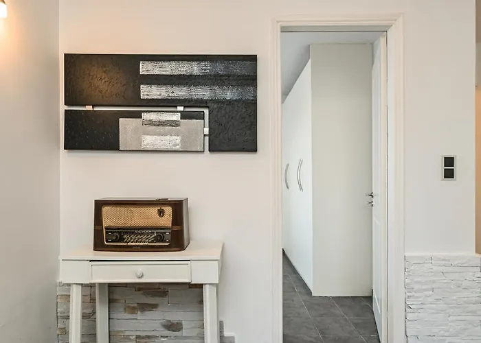 4 Bedroom Valerie With Private Swimming Pool Βίλα Στελίδα