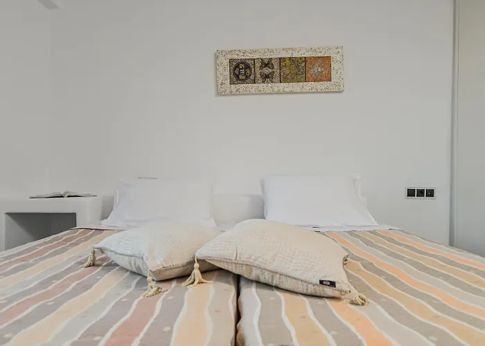 Βίλα 4 Bedroom Valerie With Private Swimming Pool *